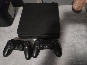 PlayStation 4 1TB + hry