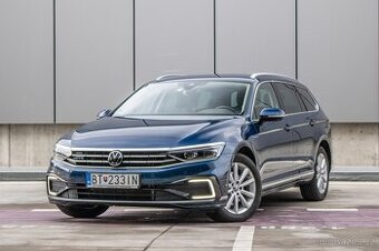 Volkswagen Passat Variant 1.4 TSI GTE Plug-In Hybrid 160 kW - 1