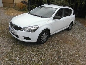 KIA CEED COMBI- 12.2010-1.4b-66kw-najazd 92000km-