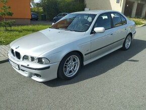 BMW E39 530D, původ ČR, 3 majitel, dokumentace, bez koroze