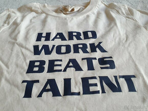 Triko hard work beats talent vel. S