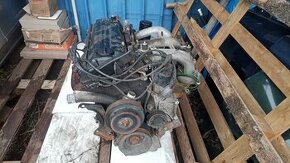 Motor Mercedes W124 - 1