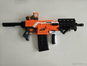 Nerf N-Strike Elite Stryfe Blaster + doplňky