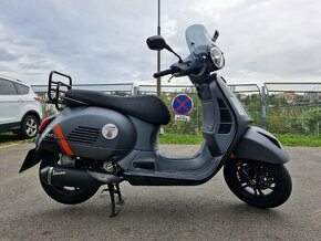 Vespa GTS 300 - předváděcí motocykl