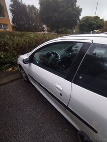 Peugeot 206+