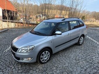 ŠKODA FABIA 1.2TSI COMBI 2012--MALO.KM