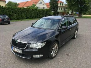 Škoda Superb r. v. 2011 - 1