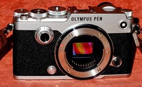 Olympus PEN F