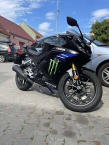 Yamaha yzf r125 2021 ( Monster Edition )