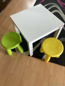 Stoleček a 2 židličky - 1