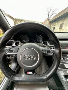 Audi s8 d3