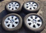 Orig. zimní alu Audi Q3 5x112, Semperit 215/65R16, 4x8mm