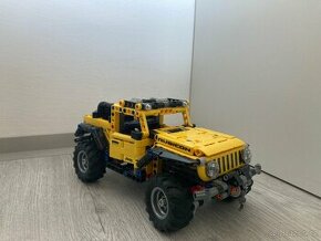 Lego Technic Jeep 42122