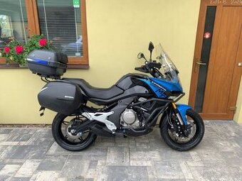 CFMOTO 650 MT - 1