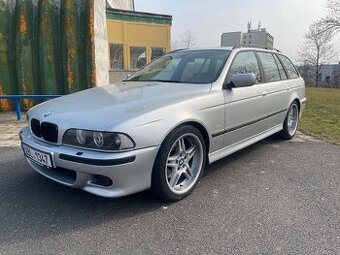 BMW E39 525i M-paket manuál