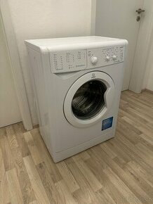 Práčka Indesit IWSNC51051X9