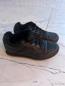 Boty Reebok pro kluky číslo 35