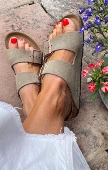 Kožené pantofle Birkenstock 38 - 1