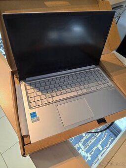 Asus Vivobook 15 X1504ZA-BQ137W - Platí do smazání