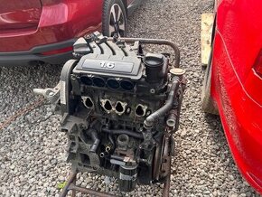 Motor Škoda Octavie 1.6 mpi 75 kw BSE win na foto