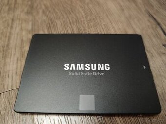 SSD Samsung 850 EVO 250GB - 1