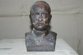 Busta Františka Kmocha - 1