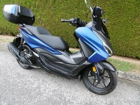 Honda Forza 125 - 2024 - 2485km TOP STAV