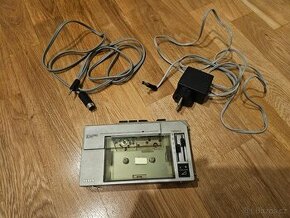 Tesla K340 walkman kazetový přehrávač