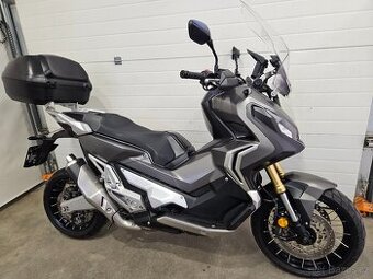 Honda X-ADV 750 - Top stav - 11tis km