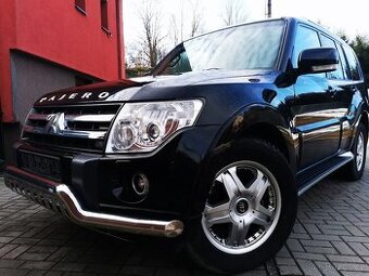 MITSUBISHI PAJERO 3.2DI-D LWB EXKLUSIVE(200PS)4x4-PERFEKTNÍ