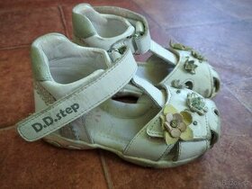 Dívčí blikající sandálky D.D. Step vel. 25 - 1
