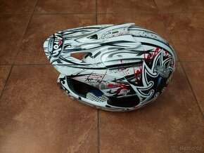 Motokrosová helma/přilba zn. Airoh, velikost S 55-56 (pro dě