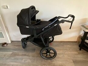 Prodám kočárek Thule Urban Glide 2 black s hlubokou korbou. - 1