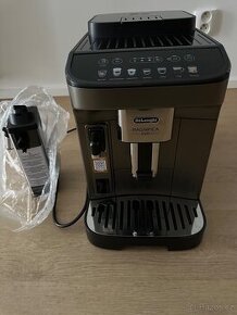 Kávovar Delonghi Magnifica Evo 290.81