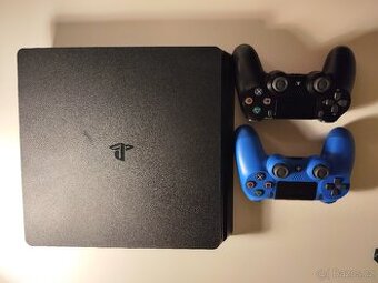 Prodávám PlayStation 4 k ní hry a 2 ovladače