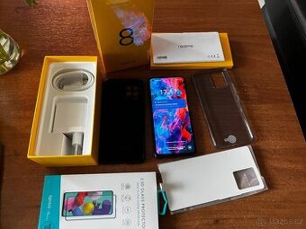 Mobilní telefon realme 8 6/128 GB - Punk Black