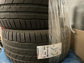 Hankook 245/40 R18