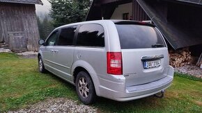 Prodám chrysler grand voyager 2,8 L crd