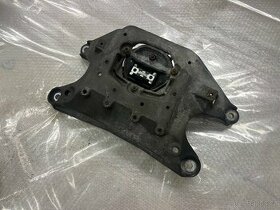 DRŽÁK PŘEVODOVKY AUDI A4 B8 8K0399263AF