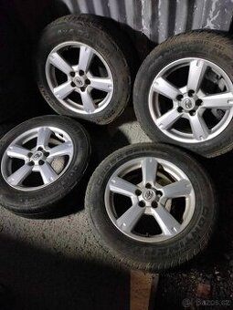 4ks alu disky orig. Toyota 5x114,3 R17 pneu 225/65 r17