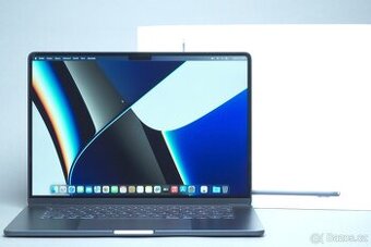 ZÁRUKA/Macbook Air 15"/M2/8GB RAM/512GB Midnight/CZ/BAT