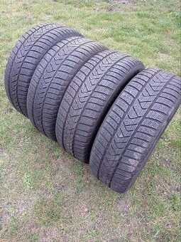 Zimní pneu PIRELLI 205/60R16"