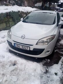 Renault Megane 3 grangtour 1, 5dci-bouraný na 5dveře