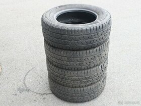 4ks zimních pneu Hankook  215/65/15C