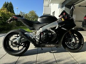 Aprilia RSV4 R