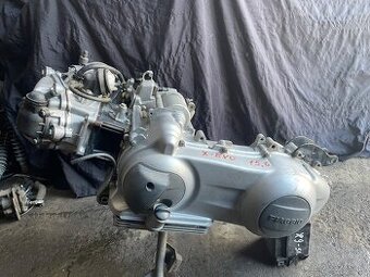 Motor piaggio 125