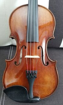 Viola 15" (38 cm) se smyčcem a pouzdrem