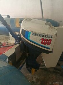 Závěsný lodní motor Honda B100 10Hp