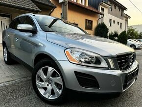 VOLVO XC60 2.4D3 AWD AUTOMAT,KŮŽE,NAVIGACE,SERVISKA,