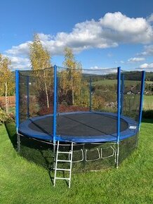 Mega-trampolínu Top Exclusive